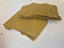 Load image into Gallery viewer, CBD X CBG extract is a premium CBD AND CBG hash, organically grown, naturally extracted and legal in the UK, rich in CBD, low THC (&lt;0.2%)