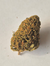 Load image into Gallery viewer, Blueberry CBD flower – premium hemp bud for tea, organically grown, lab-tested, legal in the UK, rich in CBD, low THC (&lt;0.2%) 3