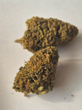 Load image into Gallery viewer, Blueberry CBD flower – premium hemp bud for tea, organically grown, lab-tested, legal in the UK, rich in CBD, low THC (&lt;0.2%) 2